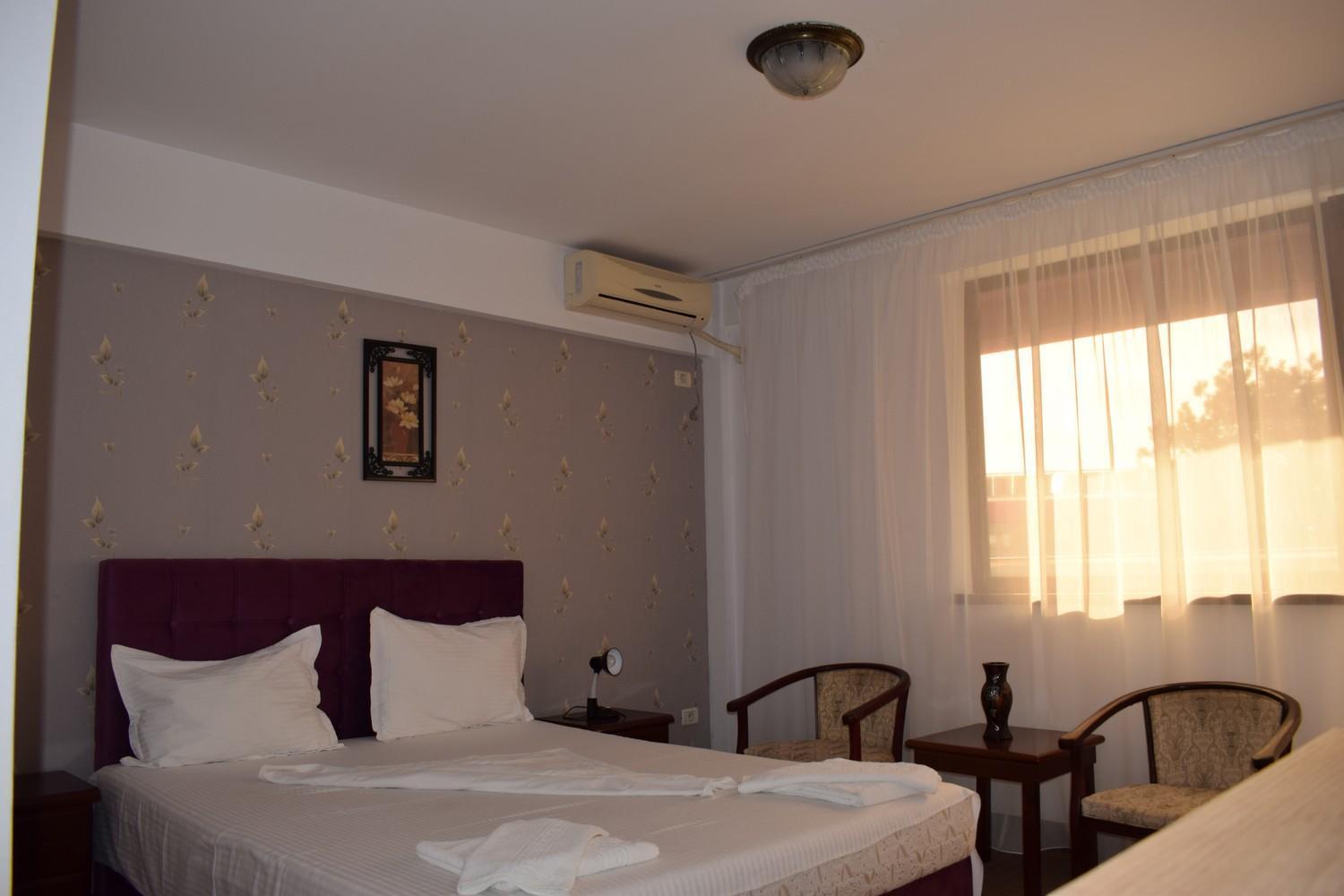 Hotel Ibiza Eforie Nord Exteriör bild